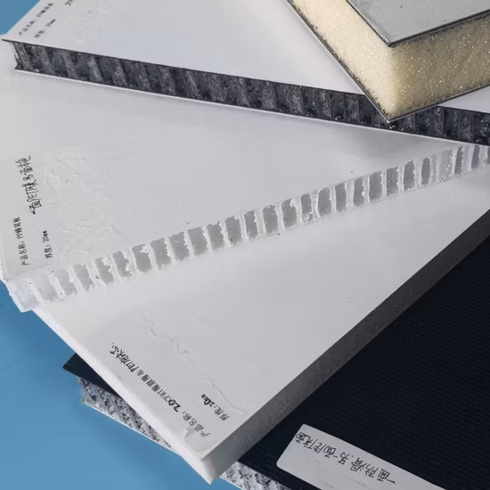 Pannello sandwich continuo alveolare termoplastico CFRT rinforzato con fibra di vetro